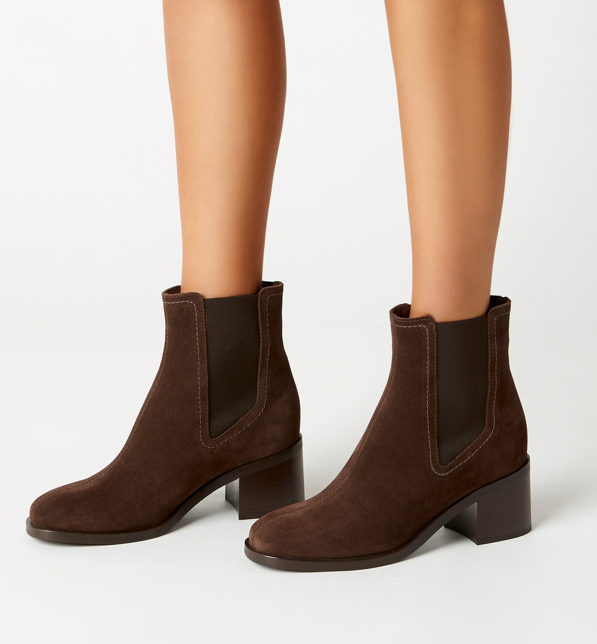 LC JOELLE BRUNETTE SUEDE BOOTIE