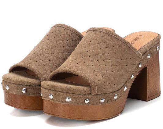 CAR 731-180 Taupe suede slide